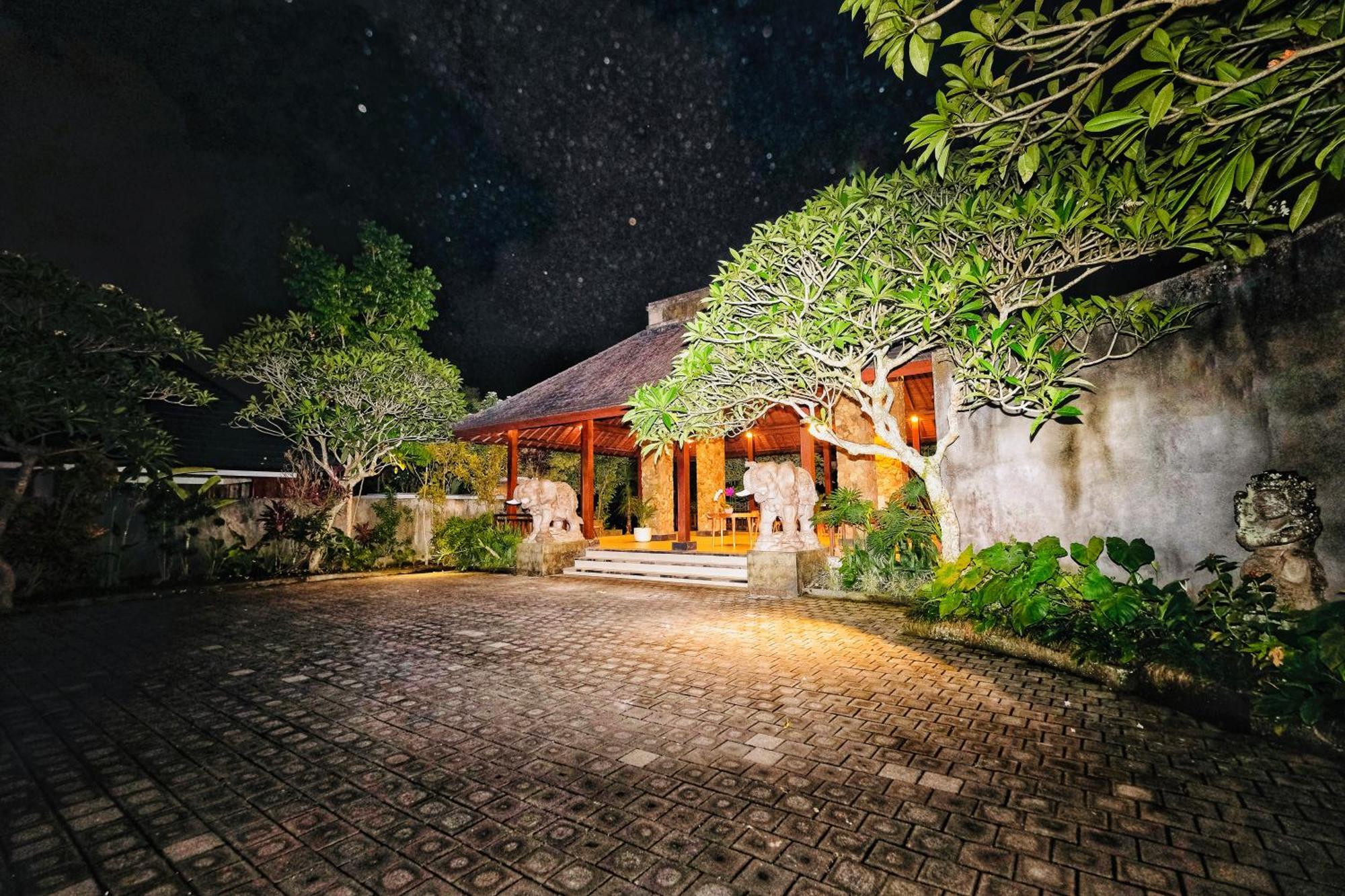 Wana Karsa The Villas Ubud ภายนอก รูปภาพ
